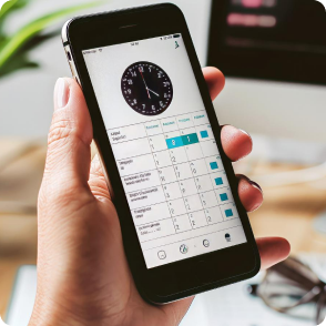 Aplikasi Absensi Online vs. Fingerprint: Mana yang Lebih Efektif?